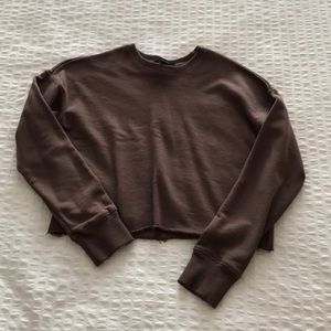 F21 raw hem semi-cropped sweatshirt - S